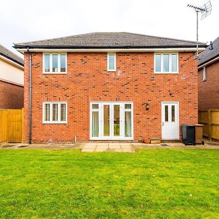 Luxurious Cosy 4Br Home Cheshire Saughall Экстерьер фото
