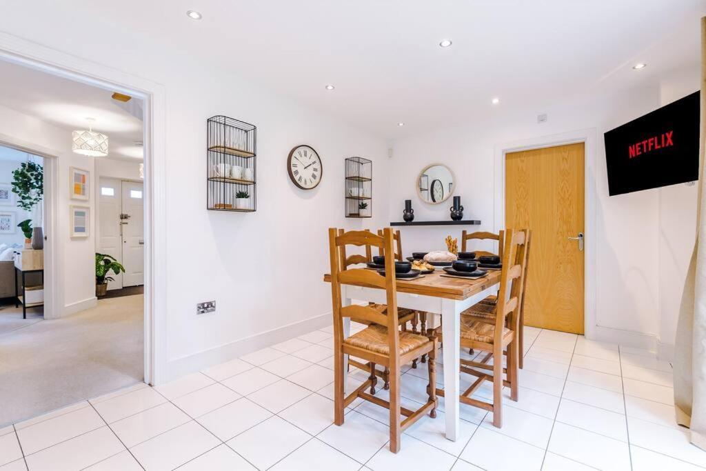 Luxurious Cosy 4Br Home Cheshire Saughall Экстерьер фото