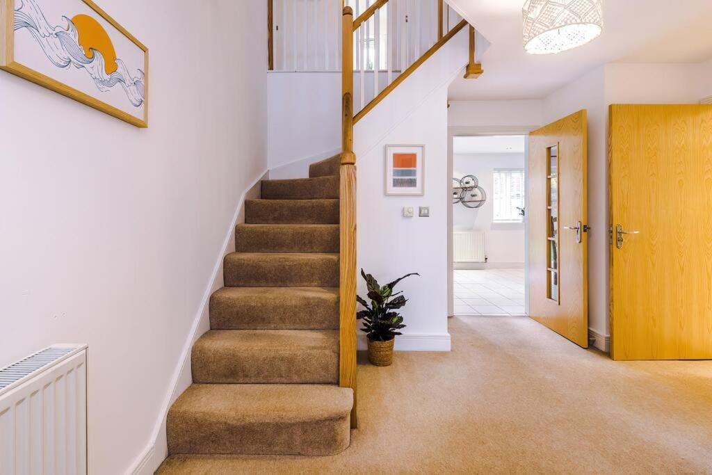 Luxurious Cosy 4Br Home Cheshire Saughall Экстерьер фото