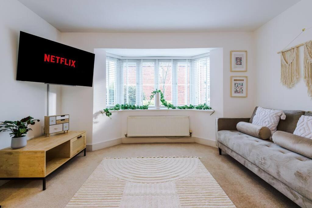 Luxurious Cosy 4Br Home Cheshire Saughall Экстерьер фото