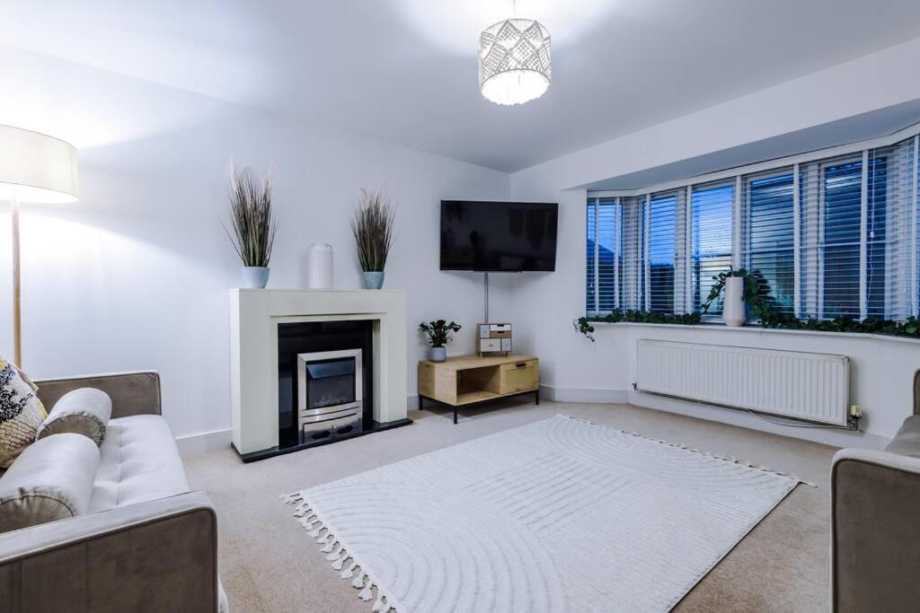 Luxurious Cosy 4Br Home Cheshire Saughall Экстерьер фото