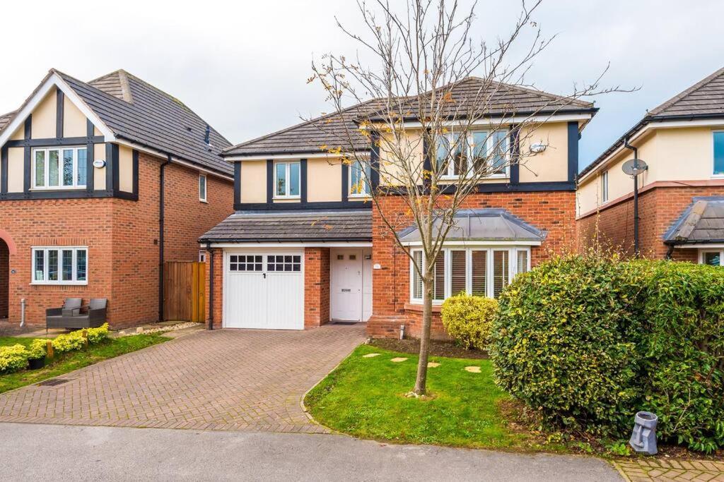 Luxurious Cosy 4Br Home Cheshire Saughall Экстерьер фото