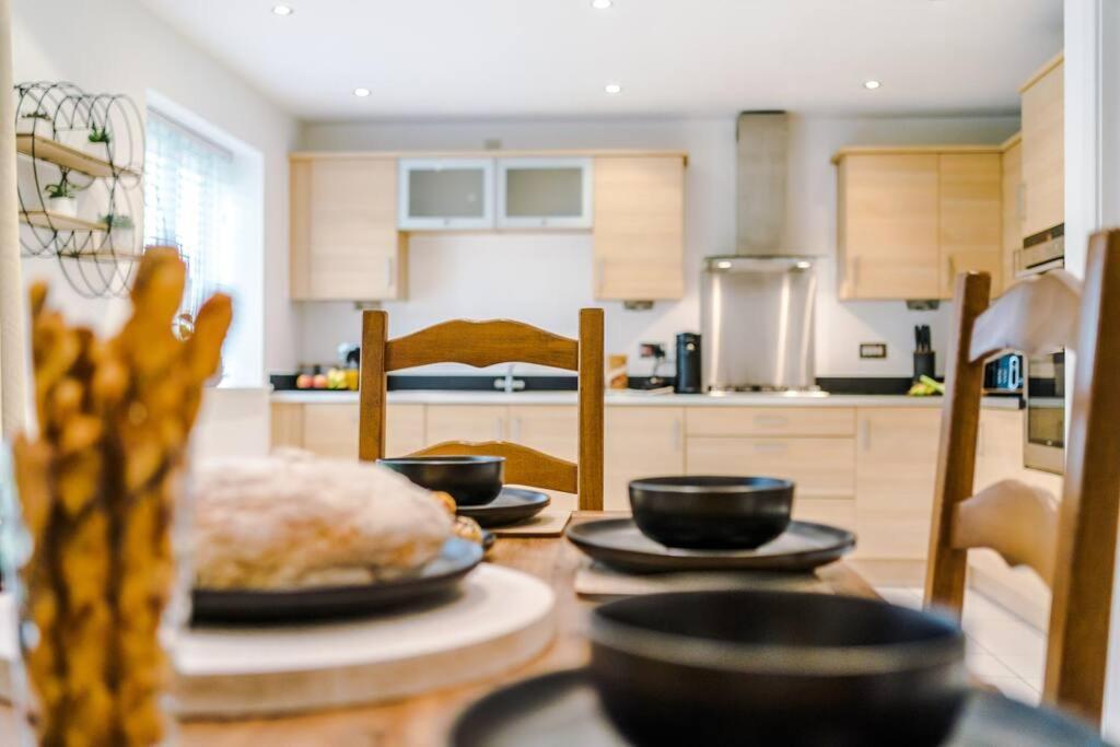 Luxurious Cosy 4Br Home Cheshire Saughall Экстерьер фото